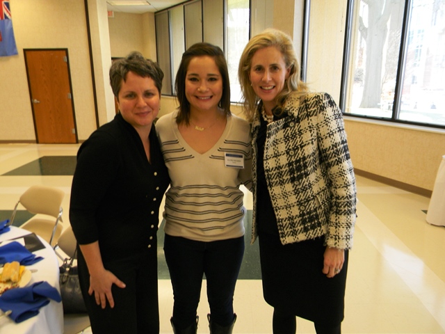 All women, students and professionals, enjoyed getting to know each other at the first Global Women event!