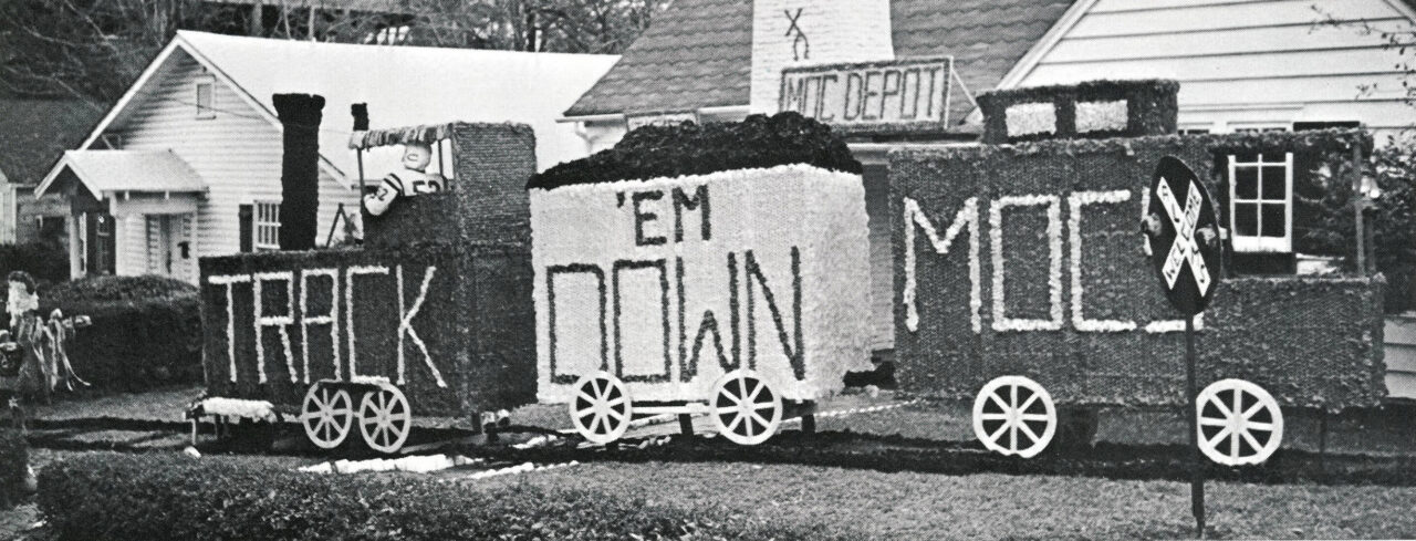 Chi Omega Homecoming decorations, Fall 1964