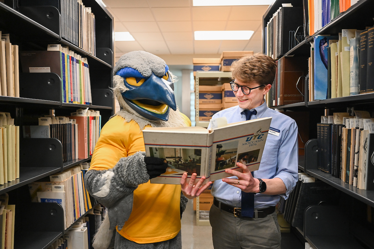 UTC mascot history exhibition gets Scrappy flyby | UTC News